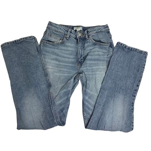 H&M Light Wash Denim Jeans - Size US 6 / EUR 38 - Classic Style - Picture 1 of 7